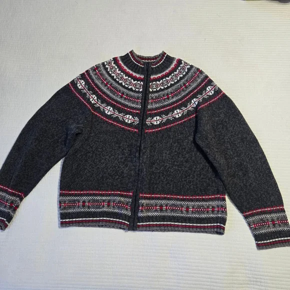 Women's Tiara International Charcoal Gray & Red Christmas Cardigan L - Picture 12 of 12